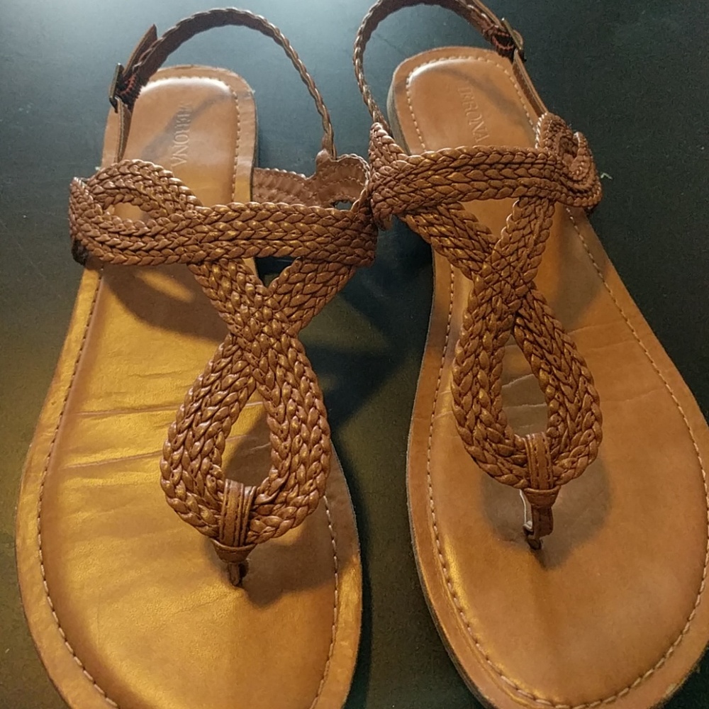 Sandals - Picture 2 of 2